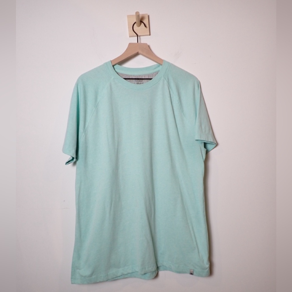 Ocean + Coast Men’s Super Soft Basic Light Blue Basic Tee size L
